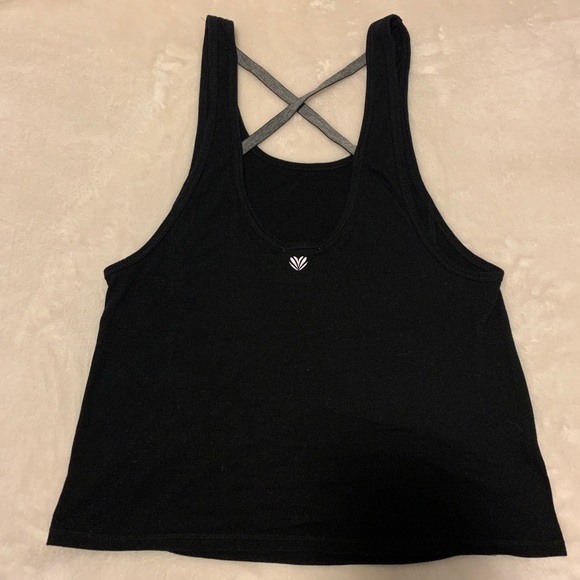 Forever21 Workout Top - Picture 2 of 3